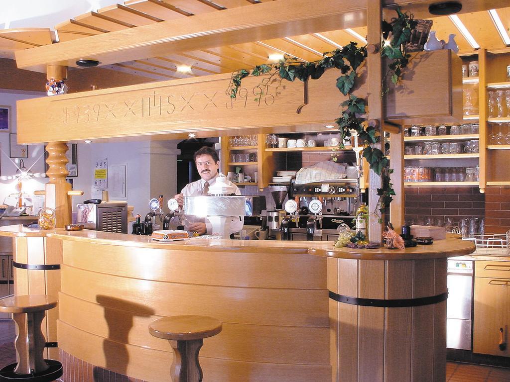 Genussgasthof & Hotel Beim Krutzler Heiligenbrunn ภายนอก รูปภาพ