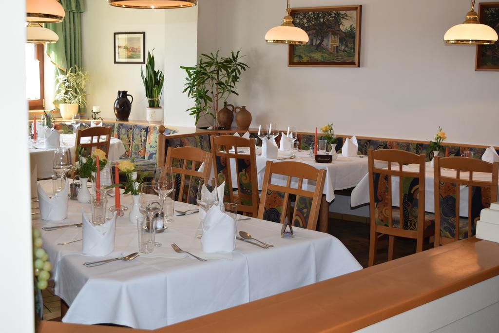 Genussgasthof & Hotel Beim Krutzler Heiligenbrunn ภายนอก รูปภาพ